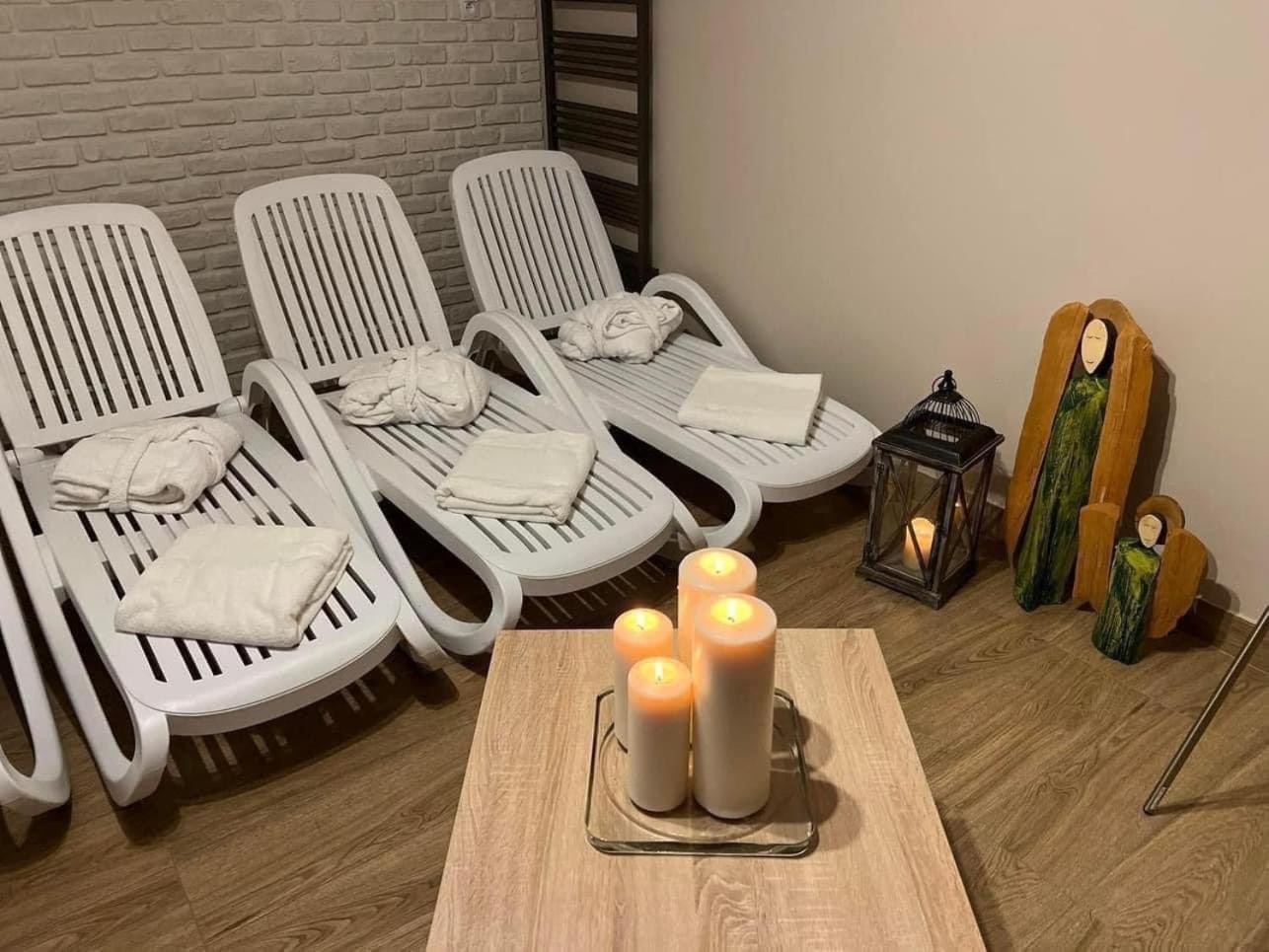 Ferienhaus Bieszczadzki Raj Komfortowe Nad Samym Jeziorem Z Sauna I Basenem Letnim *